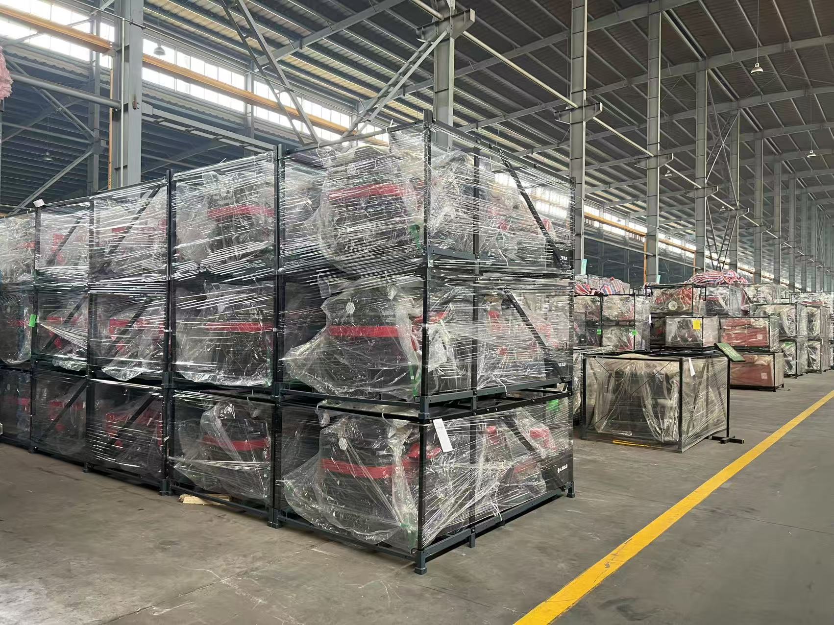 Lawn mowers in stock at European overseas warehouses Lawn mowers in stock at European overseas warehouses