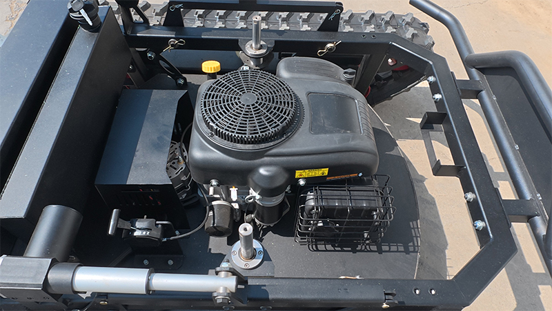 Otomatik Çim Biçme Makinesi.jpg Otomatik Çim Biçme Makinesi.jpg